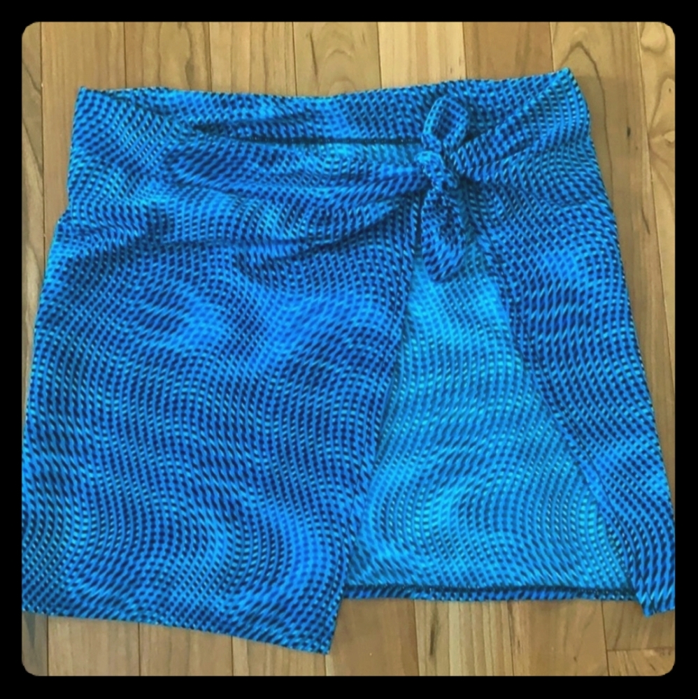 Bathing suit sarong size large